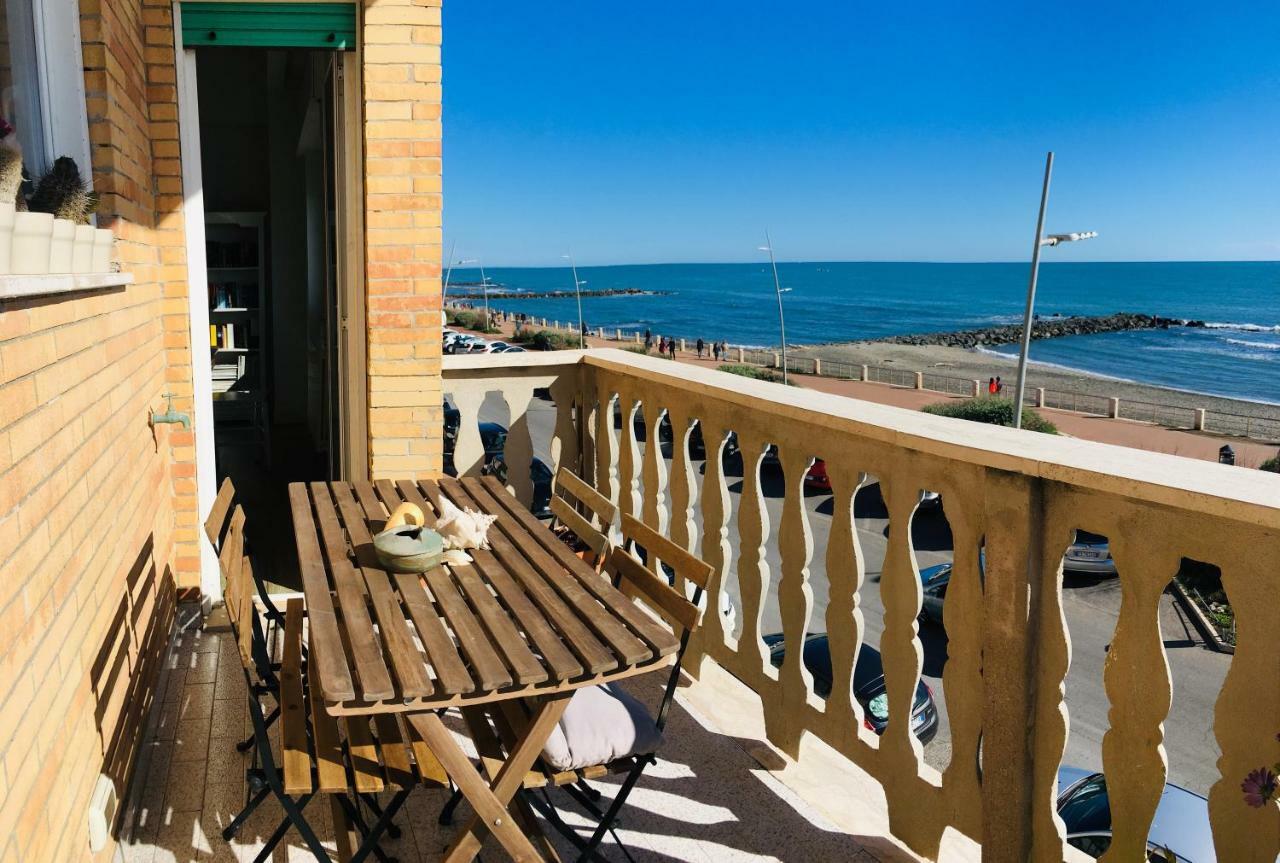 Apartament Casa Al Mare Lido di Ostia Zewnętrze zdjęcie